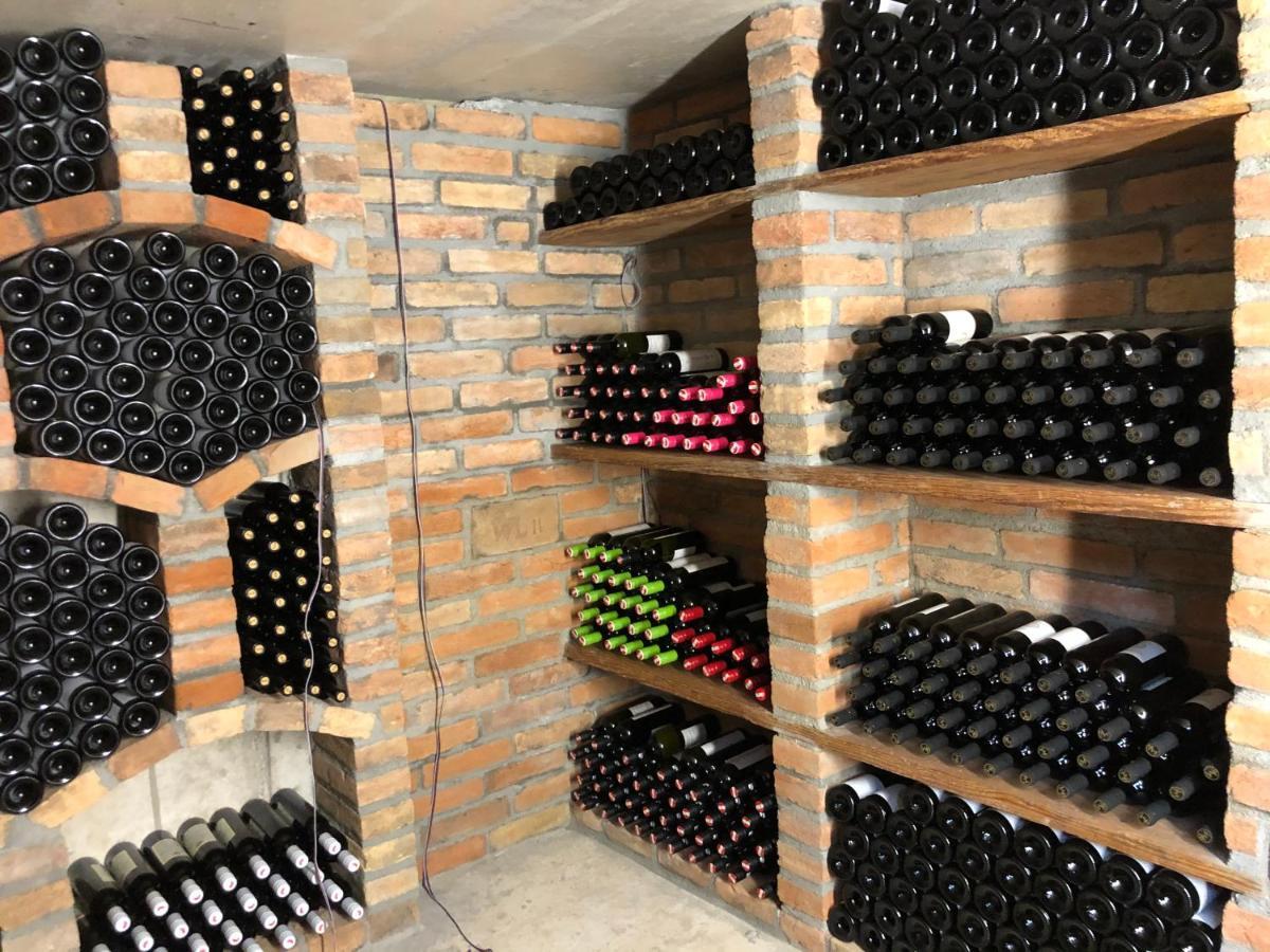 Penzion Za Radnici Валтис Екстериор снимка